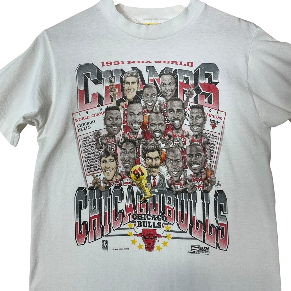 VINTAGE SALEM sz XS/S (See Meas) 1991 Graphic Chicago Bulls T-Shirt White Red
